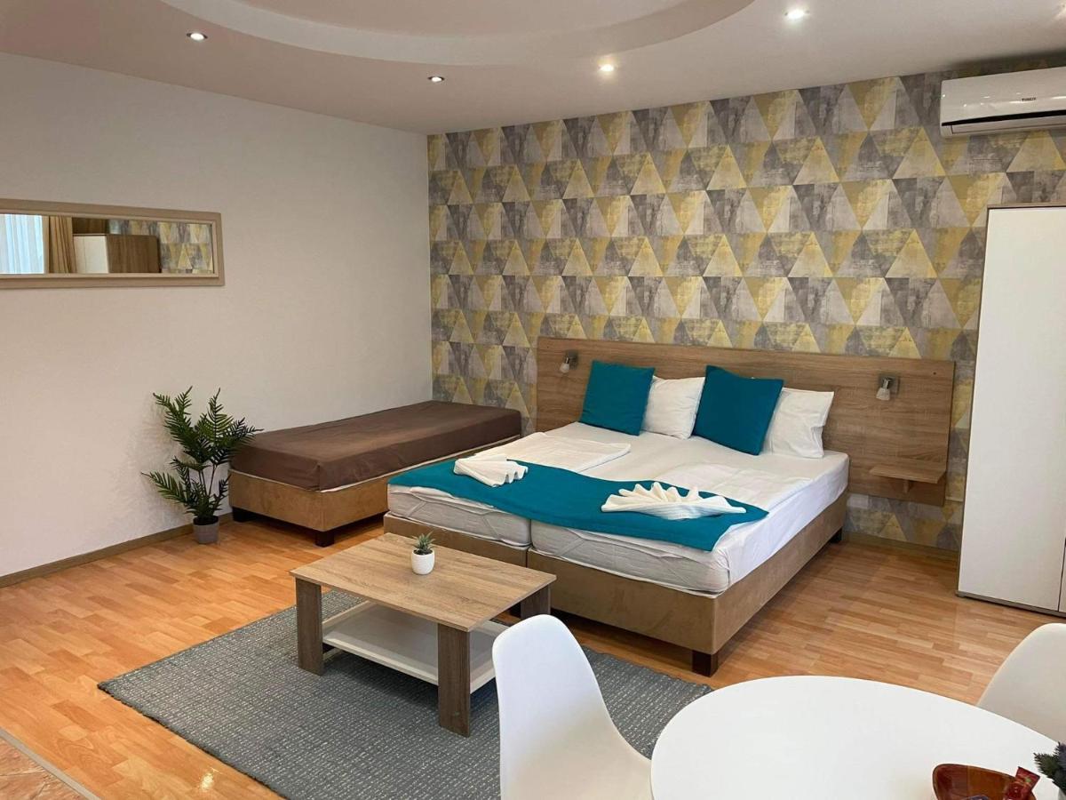 Star Budapest